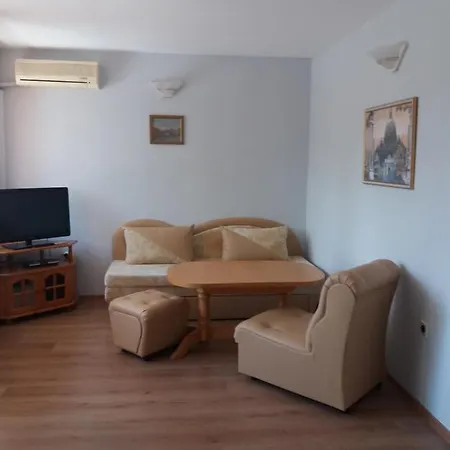 Πανσιόν Albatros Kiten (Burgas)