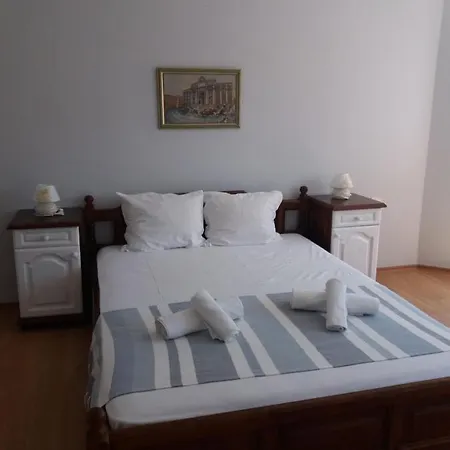 Πανσιόν Albatros Kiten (Burgas)